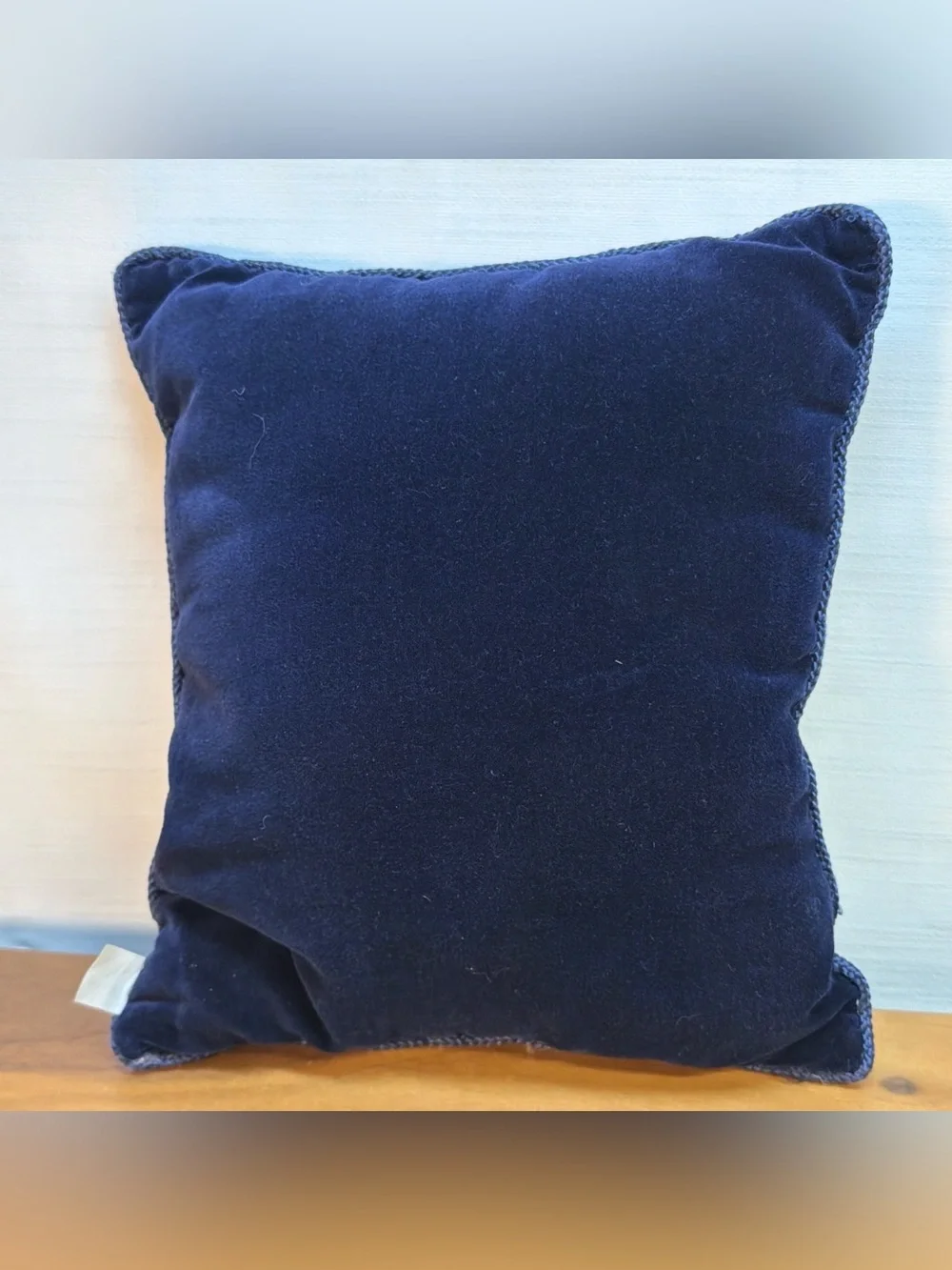 Vintage Wool Needlepoint Trow Pillow Lillian Vernon‎ Blue Velvet ANGELS 1993